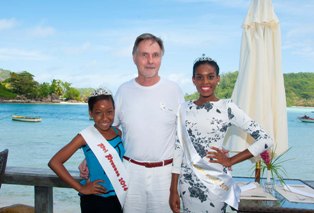 Miss Seychelles 2014 meets Anse Boileau district s beauty pageant winner