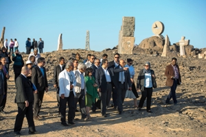 وزير الثقافة الجديد  يستهل عمله  بالمشاركة  فى ختام فعاليات سيمبوزيوم أسوان الدولى للنحت العشرين