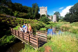 Tourism Ireland launches -One Break, Two Cities- campaign with VisitBritain