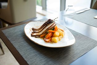 Celebrate Christmas and New Year with Emirati flair!