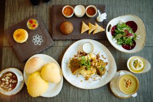 Celebrate Christmas and New Year with Emirati flair!