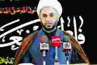 خطيب جمعة بغداد يحذر الحكومة من تهاون مع مثيري الفتن و يدعو الحشد الشعبي لمنع استخدام السلاح والعجلات داخل المدن