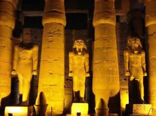 1.6 مليون سائح زاروا المناطق الاثرية العام الماضى 2015