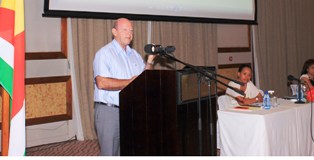 Seychelles Tourism Board reviews marketing strategies and plans the way forward for 2016