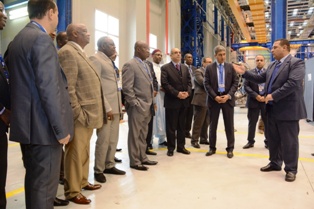 مصر للطيران تستضيف 38 سفيرا وممثلا للدول الأفريقية بمصر للتعرف على امكانيات الشركة وأنشطتها