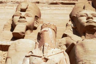 شينخوا :الصينييون قادمون للسياحة فى مصر بحماس عقب زيارة الرئيس الصينى