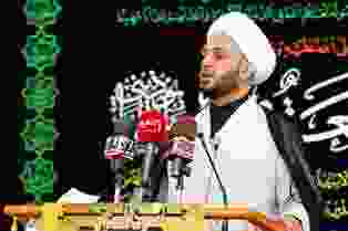 خطيب جمعة بغداد يدعو الأحزاب الإسلامية أن تعود لأصولها وتتبع الولي الفقيه