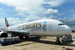 Emirates orders two more Airbus 380s