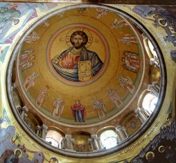 كنيسة القيامة تحفة معمارية وتاريخ عريق