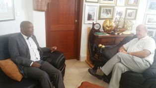 Zimbabwe - Seychelles discuss tourism on the sidelines of the 2016 United Nations Gathering of Culture Event in Seychelles