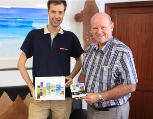 GREGOR KERVINA LAUNCHES NEW EDITION OF HIS BOOK ON SEYCHELLES ADDING A SMALL FORMAT FOR TOURISM TRADE TO USE AS GIFT