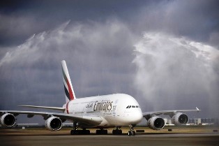 Emirates to buy more A380s if Neo not possible