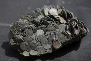 العثور على آثار من الحقبة الرومانية بسفينة غارقة فى البحر المتوسط