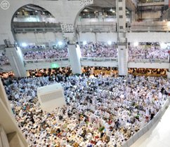 بدء اجراء الفحوصات الطبية وتطعيمات حجاج عمان