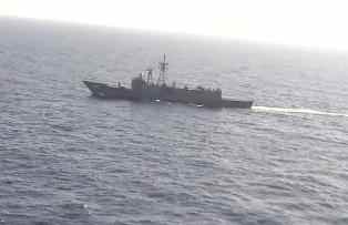 سفينة فرنسية تنضم لفريق البحث عن الصندوقين الأسودين للطائرة المصرية