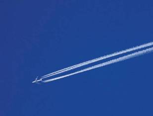 اياتا : شركات طيران تطالب باتفاقية عالمية للحد من الانبعاثات