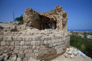 أبراج قلعة تاريخية شيدت بالقرن ال12 في جنوب لبنان ترتفع من جديد