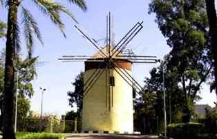 الانتهاء من 90 % من ترميم طاحونة المنتزه الاثرية