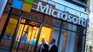 مايكروسوفت تعتزم شراء شبكة (لينكد إن) للتواصل المهني مقابل 26,2 مليار دولار