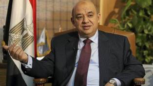 وزير السياحة المصرى يتوجه الى المانيا لتنشيط حركة القطاع