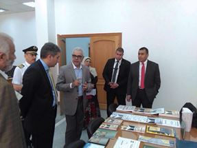 وزير الطيران المصرى يتفقد الأكاديمية المصرية لعلوم الطيران