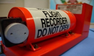 لجنة التحقيق: مشاركة امريكية فى اصلاح الصندوقين الاسودين للطائرة المصرية بمعمل فرنسى