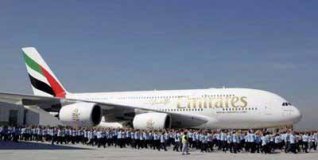 طيران الإمارات تطلق البوينج / إى ار 777-300 إلى السنغال سبتمبر القادم