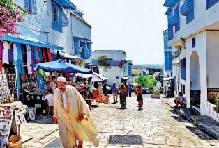 21 % تراجع عدد السياح فى تونس خلال النصف الاول