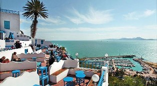 وكالات السياحة الجزائرية تنظم 50 رحلة أسبوعيا الى تونس