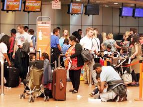 الوكالات الروسية تتطلع إعلان نتائج سقوط طائرة شرم الشيخ لإستنأف رحلاتها السياحية لمصر