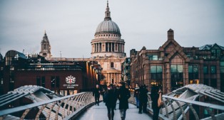 انتعاش السياحة الأجنبية فى لندن بسبب تراجع الاسترلينى