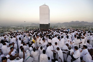 لجنة السياحة الدينية تناقش دفع مبالغ الخدمات المقدمة للحجاج المصريين الكترونيا