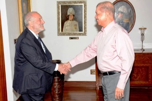 Seychelles President meets with Professor Joseph Stiglitz the 2001 recipient of the Nobel Memorial Prize in Economic Sciences