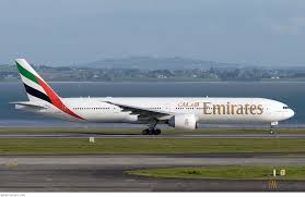 هبوط اضطراري لـ طيران الامارات في بومباي