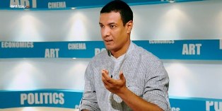 الشاعر المصرى هشام الجخ يفتتح مهرجان ثويزا للثقافة بالمغرب