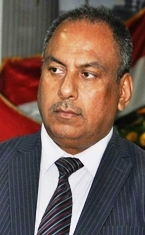 مجموعة الشافعي تنذر محافظ النجف وهيئة الاستثمار والبلدية بتعويض يصل الى 9 مليار دينار