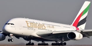 طيران الإمارات تسعى لجمع 2.5 مليار دولار لشراء طائرات A380