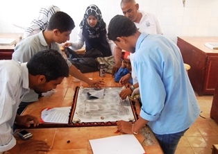 بالصور .. توقف مشروع التواصل المجتمعى مع أهل نويبع لنقص التمويل