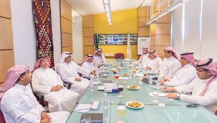 لجنة (عيش السعودية) تبحث خطة رحلات العام الدراسي الجديد