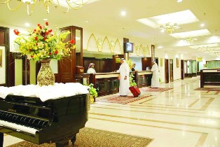 «الموسمية» وتأخر دعم مشروعات السياحة أشعلا لهيب الأسعار بفنادق وشقق المصايف