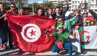 معبر ملولة يشهد رقم قياسي في عدد السيّاح الجزائريين