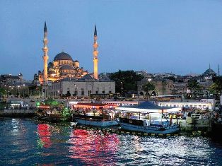 السياحة التركية تشهد أكبر هبوط بالايرادات فى 17 عام