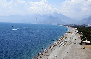 عودة السياح الأوروبيون إلى تركيا بعد عودة الروس