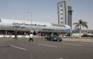 وزير سياحة زيمبابوى يبحث سبل تطوير التعاون مع مصر