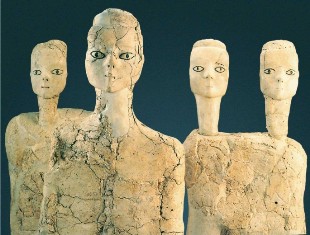 فرنسا تطلب من الاردن استعارة تماثيل لعرضها بمتحف اللوفر