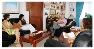 Tourism and Culture Minister of Seychelles meet representatives of the island's Chinese Community
