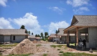 PS ANNE LAFORTUNE VISITS THE FOUR SEASONS DESROCHES ISLAND RESORT CONSTRUCTION OF SEYCHELLES