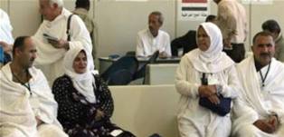 المطارات العراقية تشهد نقل 17 ألف حاج الى الديار المقدسة
