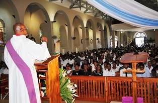 Well-known Seychellois bassist Keren Jeannevol laid to rest