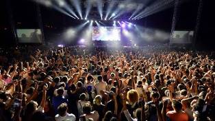 المهرجانات تنعش السياحة بلبنان وتدعم حركة الأسواق آمال في ارتفاع مساهمة القطاع إلى 4 مليارات دولار